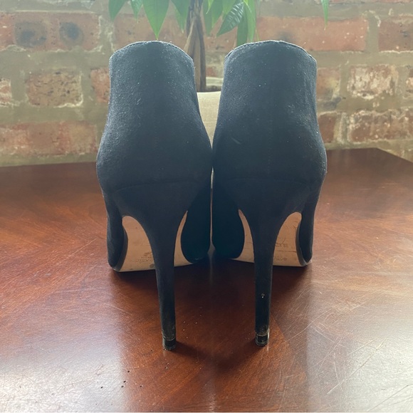 Zara High Heel Booties Black Suede Gold Zipper Front Women's Size 38 (US 7.5) - Picture 6 of 9